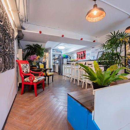 Mascotte Hostel Silom 방콕 외부 사진